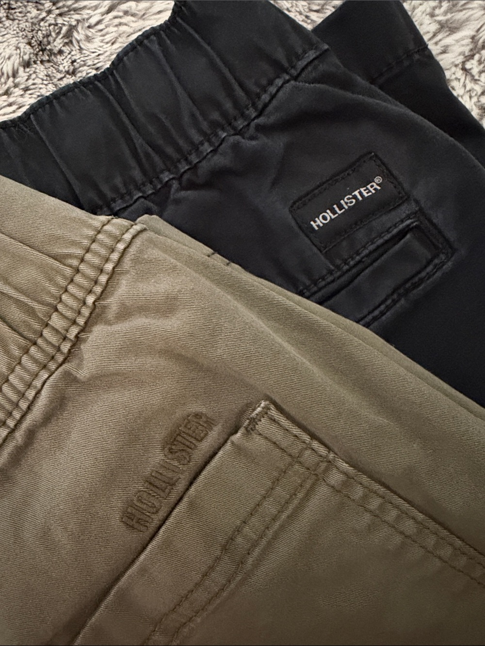 Hollister Men’s Cargo Jogger Pants 2-Pair Bundle Black Olive - Size Medium - Picture 5 of 5
